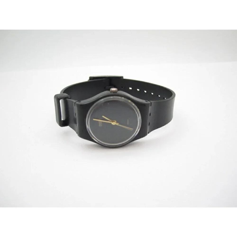 Vtg Women Swatch  Quartz WR Analog 25mm Dial Round Watch (G706) 